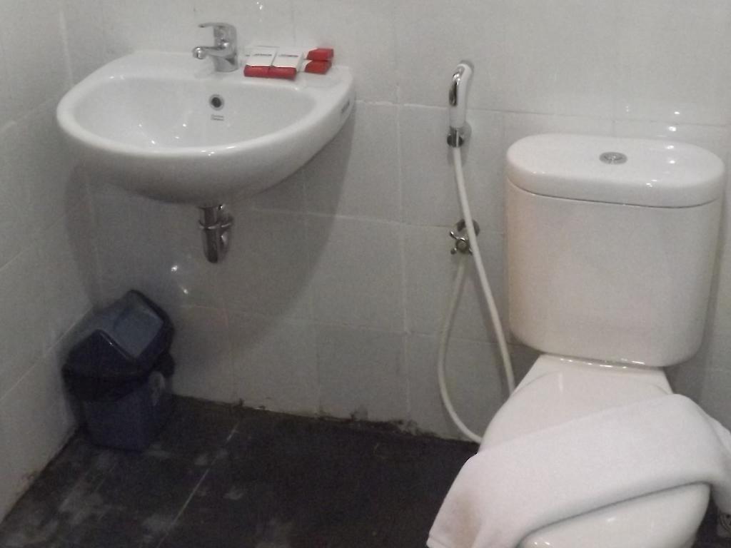 Quin Centro Hotel Palembang Eksteriør bilde
