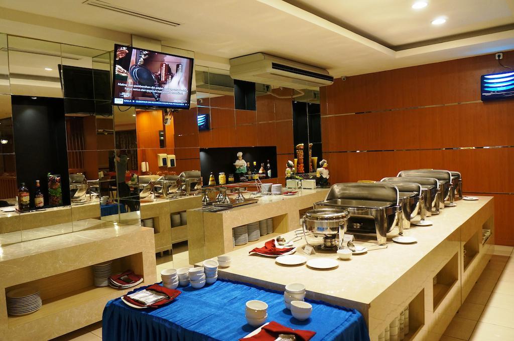 Quin Centro Hotel Palembang Eksteriør bilde