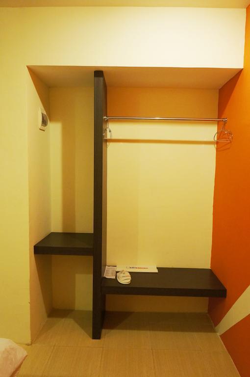 Quin Centro Hotel Palembang Rom bilde