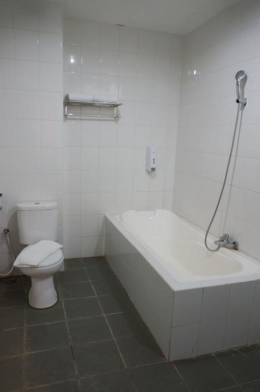 Quin Centro Hotel Palembang Rom bilde