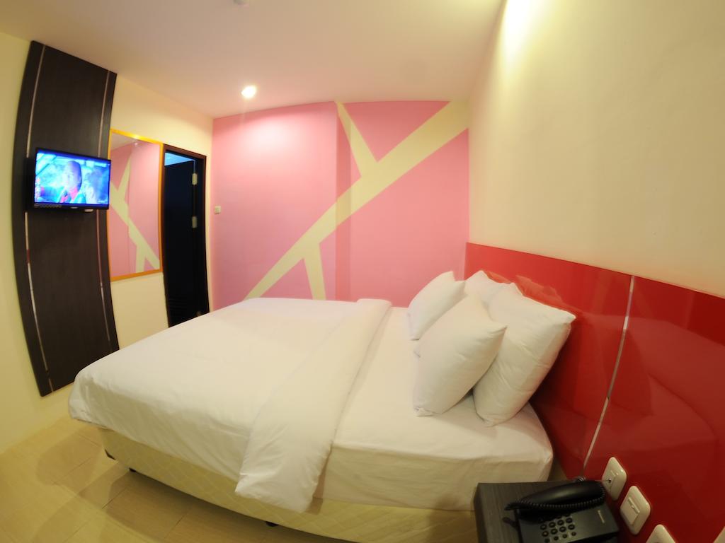 Quin Centro Hotel Palembang Eksteriør bilde