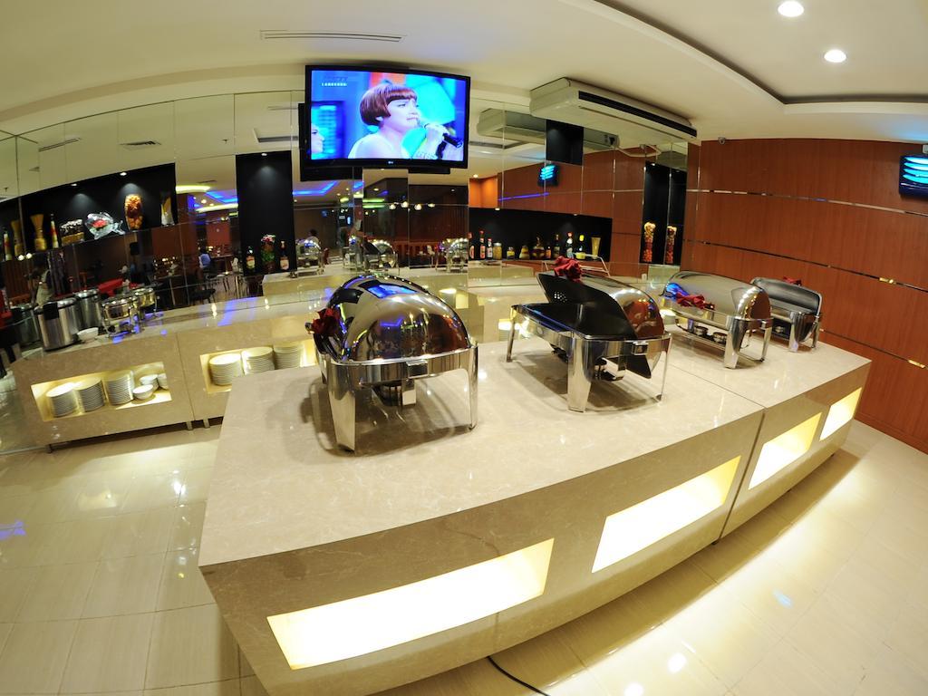 Quin Centro Hotel Palembang Eksteriør bilde
